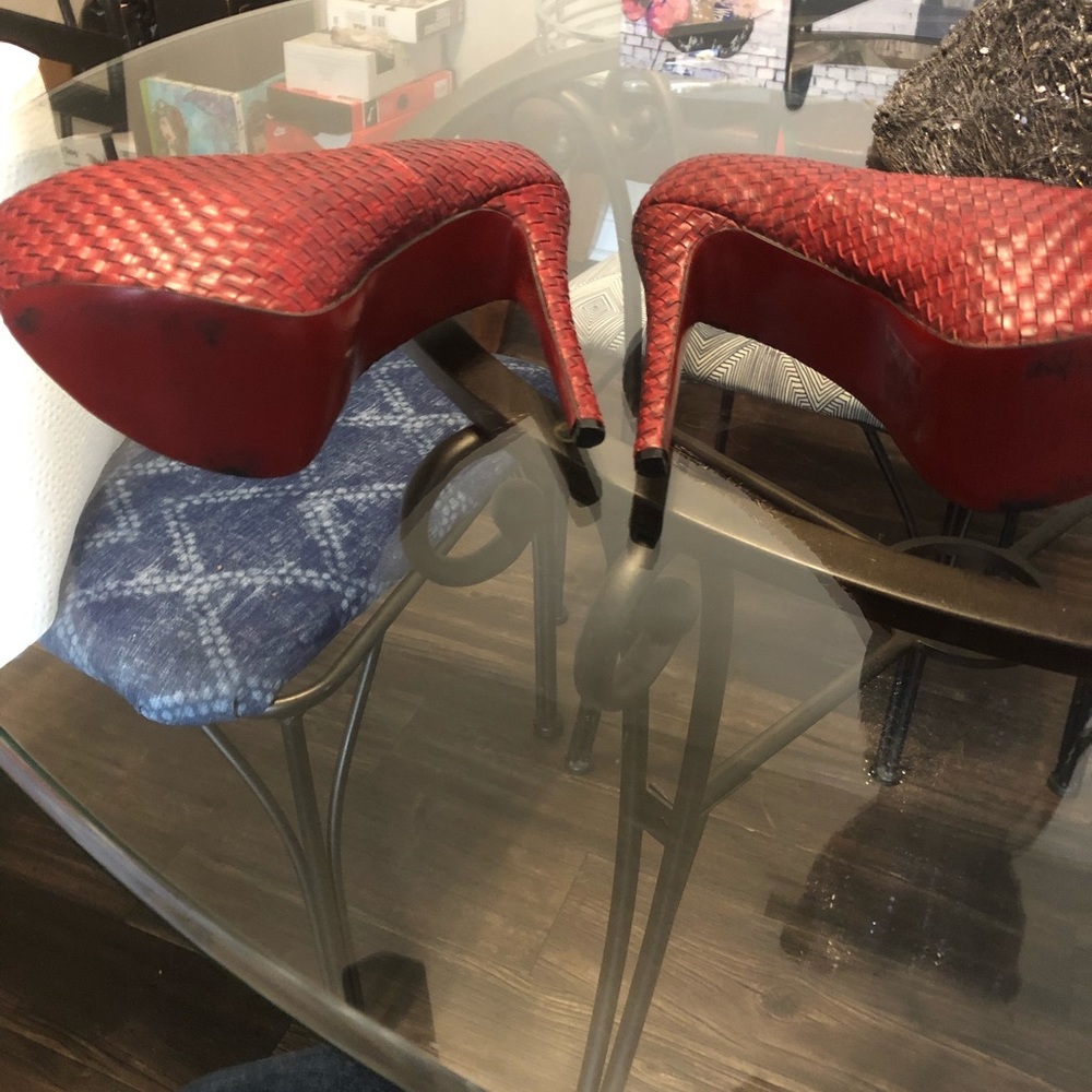 Red Pumps - Picture 2 of 3